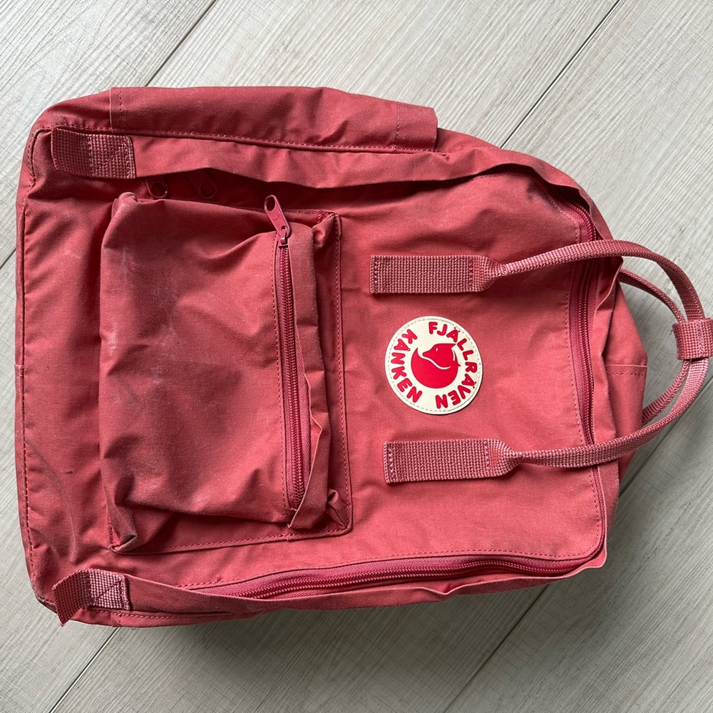 Fjällräven Kånken Classic Red Backpack